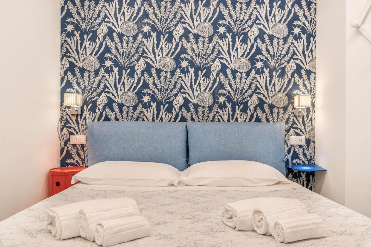 Blu Mare Apartment เวอนาซซา ภายนอก รูปภาพ